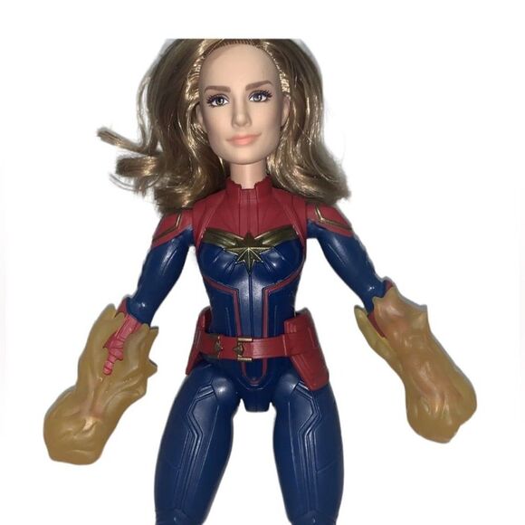 CAPTAIN MARVEL 11"action finger Doll with Accessories marvel avengers Hasbro - Picture 7 of 11